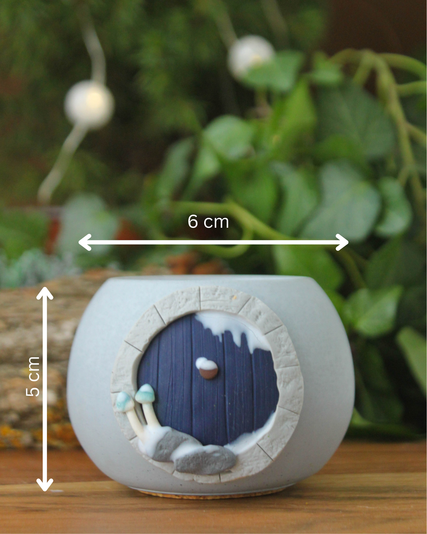 Hobbit House Plant Pot Winter Edition Dark Blue