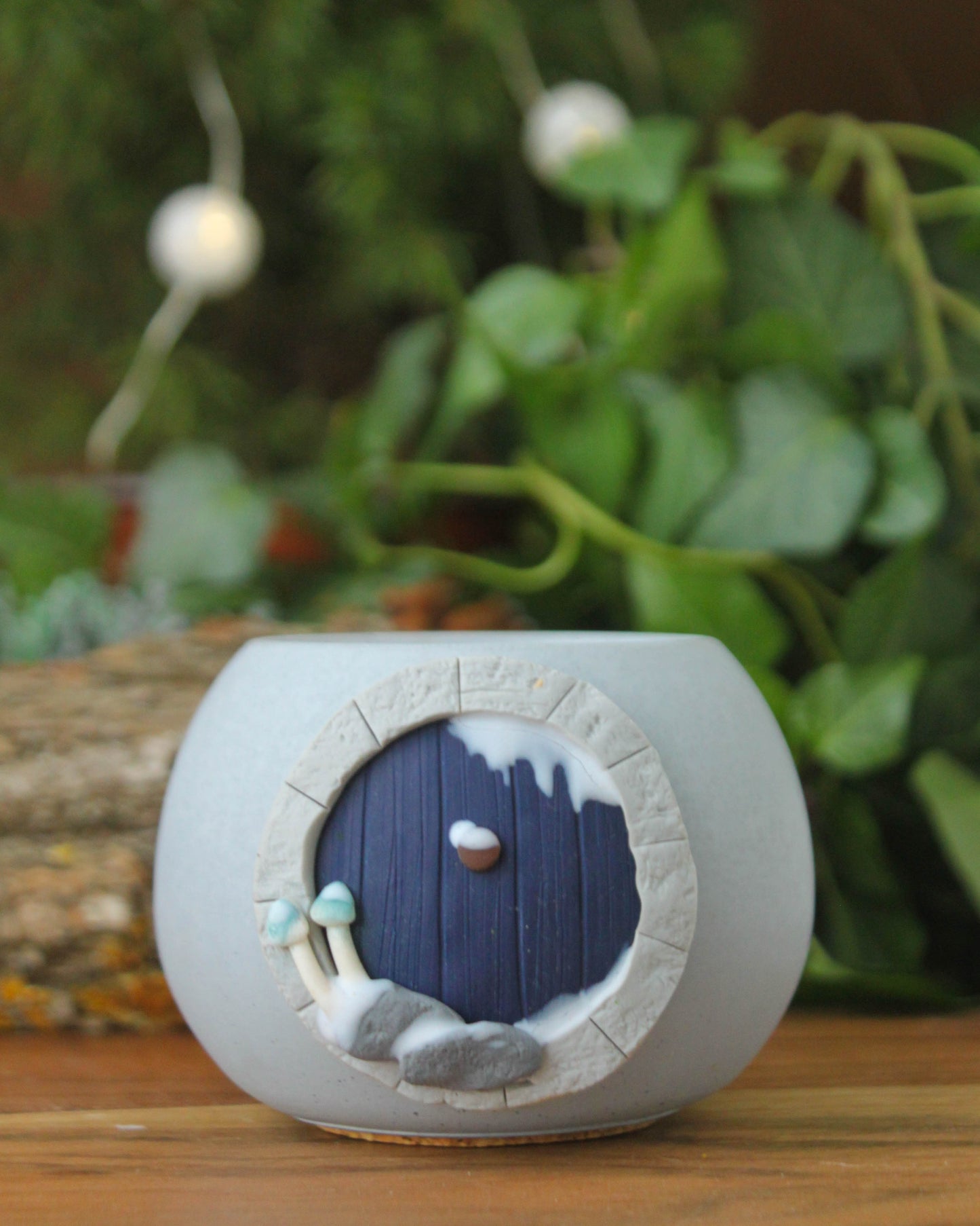 Hobbit House Plant Pot Winter Edition Dark Blue