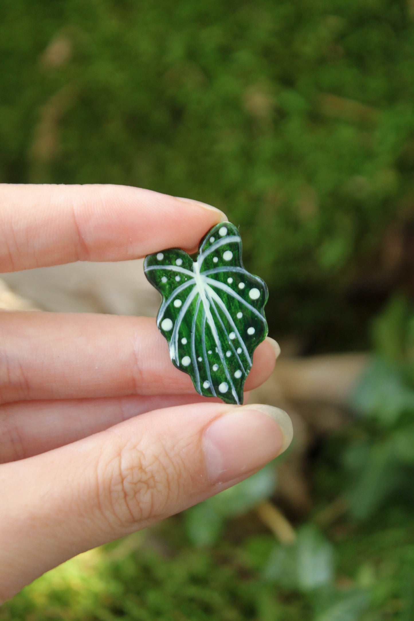 Spotted Begonia Leaf Pin