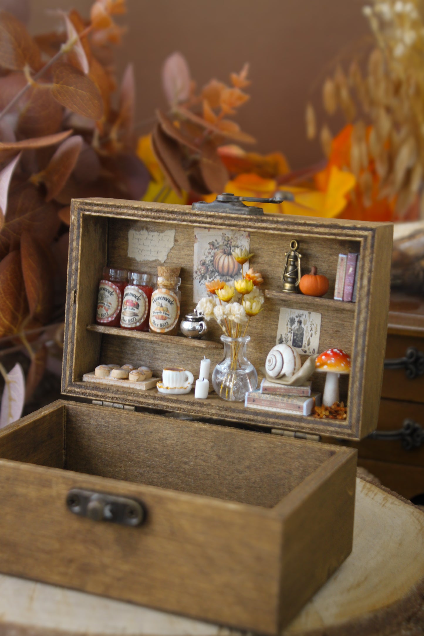 Sleeping Squirrel Cozy Fairy Box