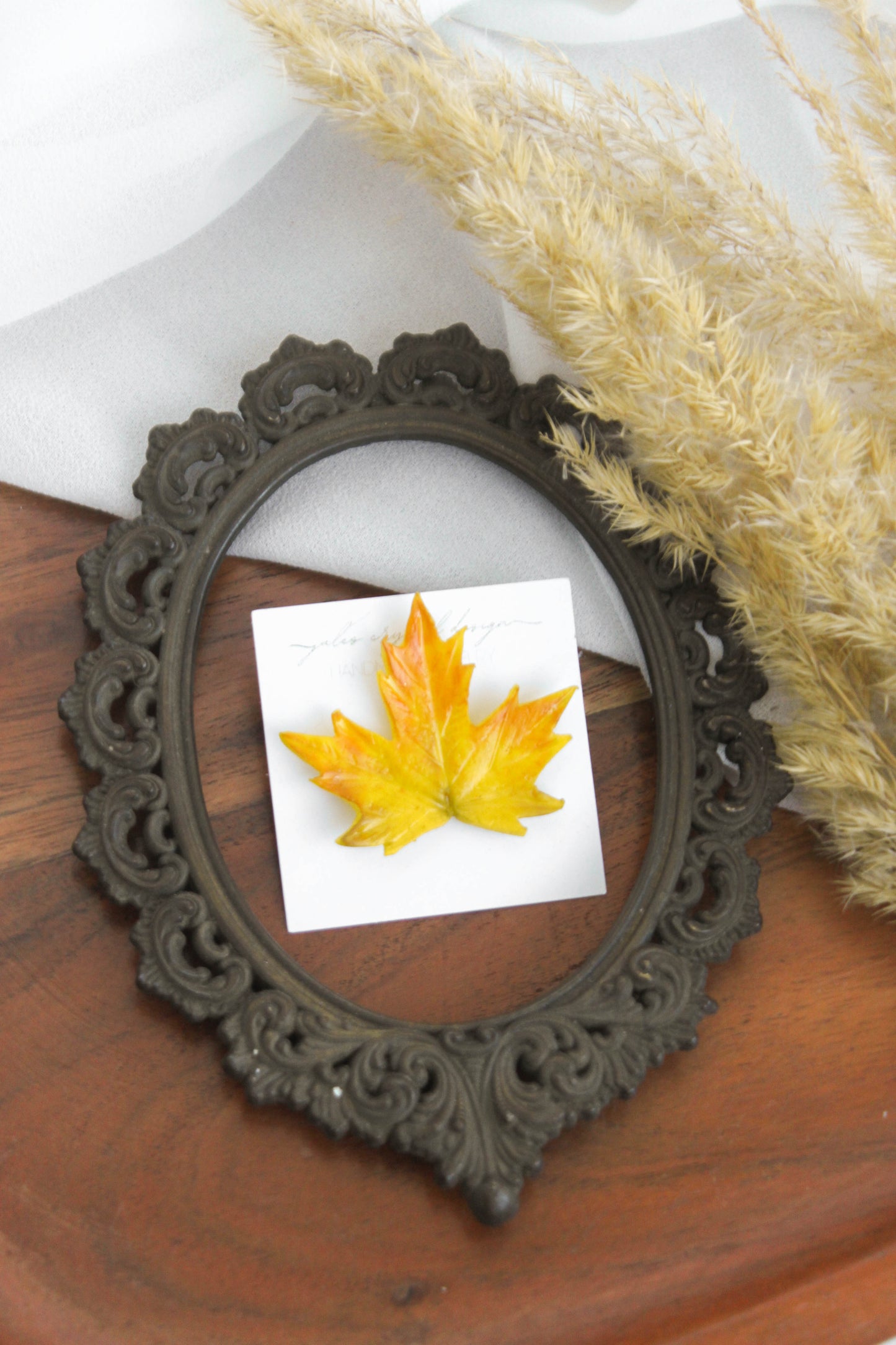 Maple Leaf Pin