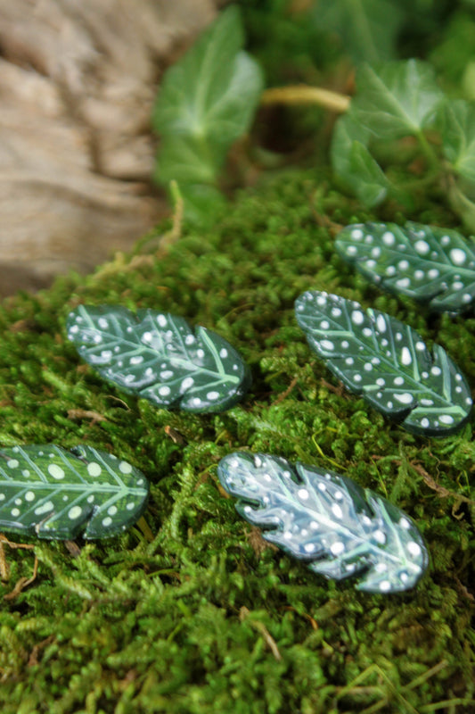 Polka‑Dot Begonia Leaf Pin