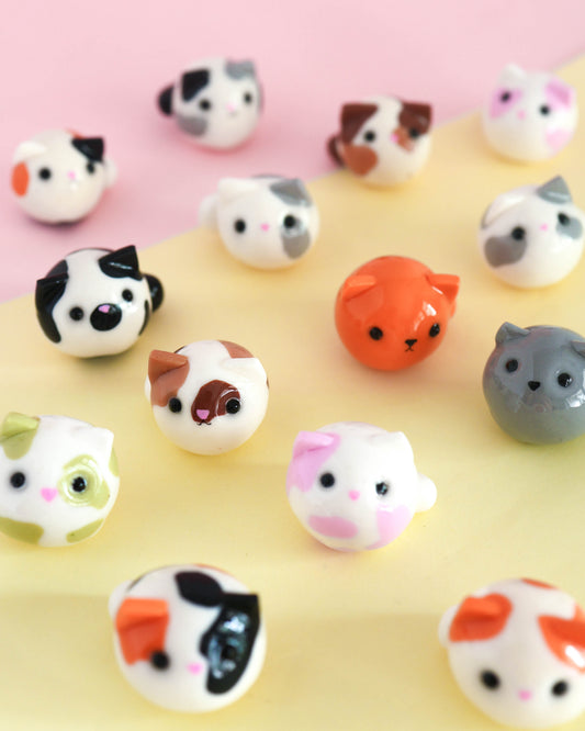 Round Cats Desk Friend Figurines