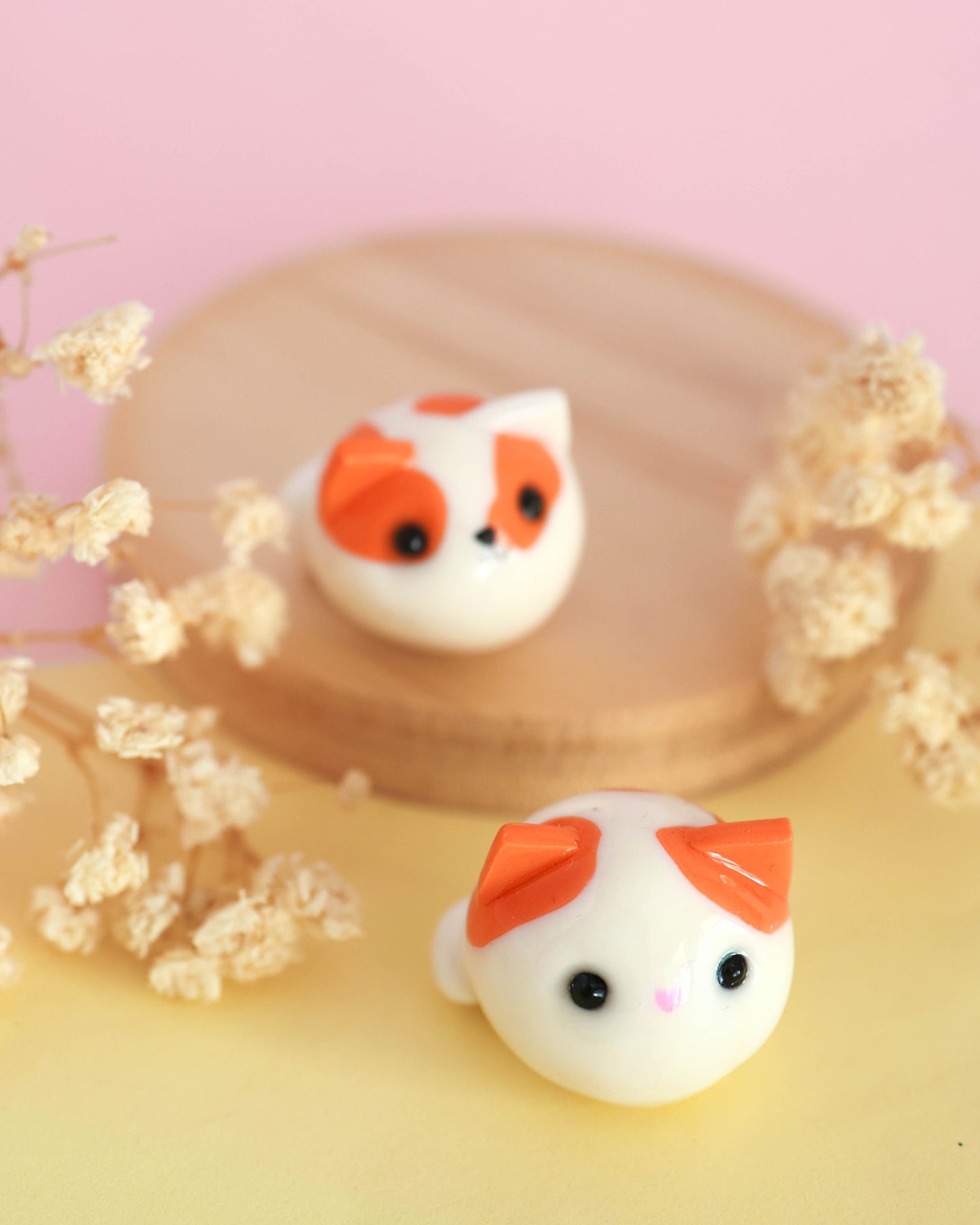 Round Cats Desk Friend Figurines