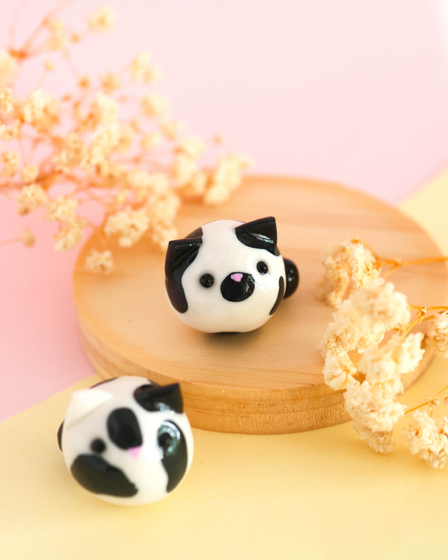 Round Cats Desk Friend Figurines