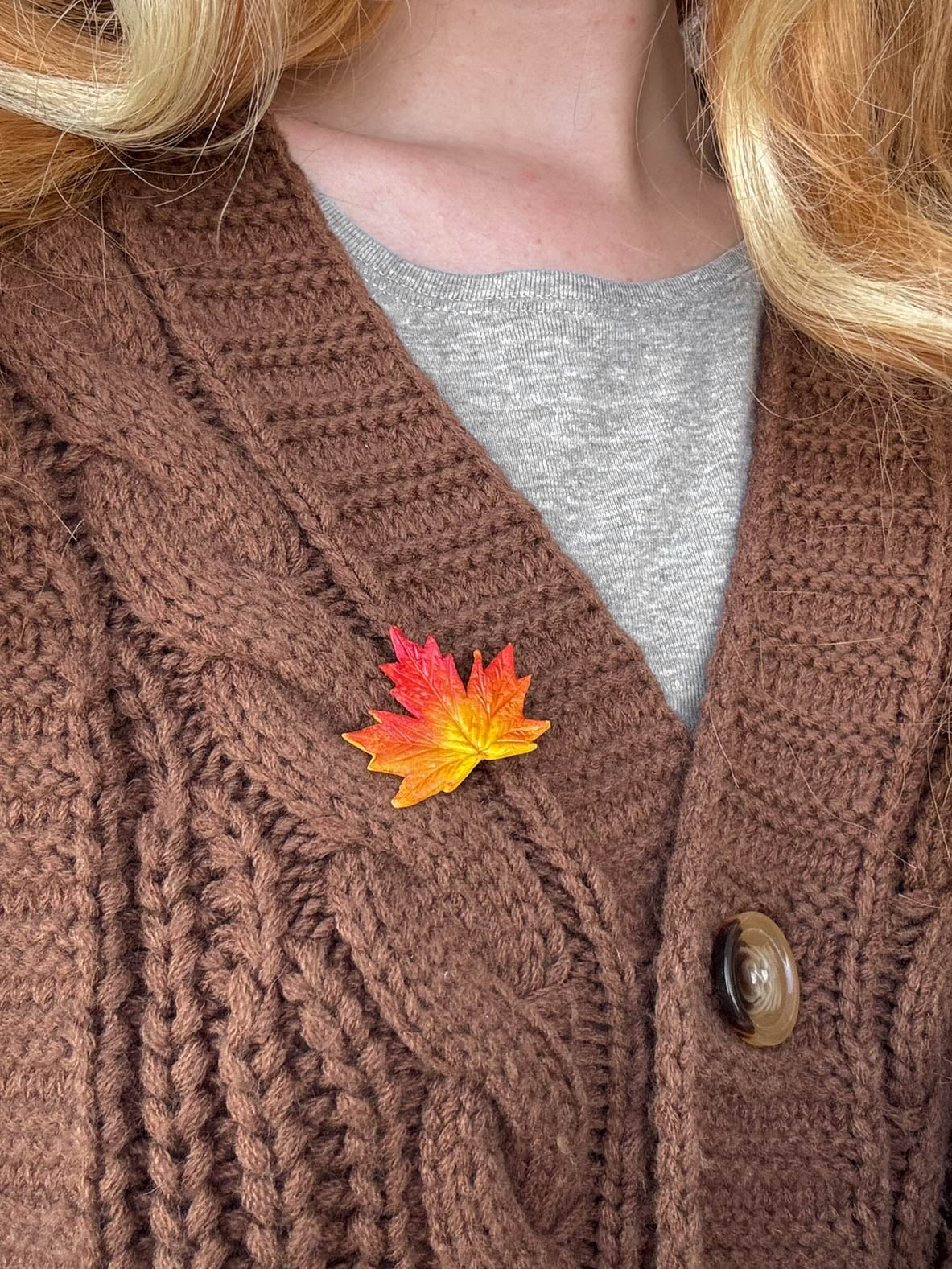 Maple Leaf Pin