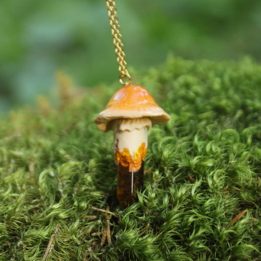 Beige Mushroom Necklace with Tiger's Eye