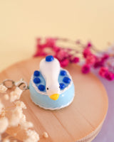 10-Year Anniversary Exclusive Goose Figurines on Cake