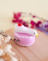 10-Year Anniversary Exclusive Goose Figurines on Cake